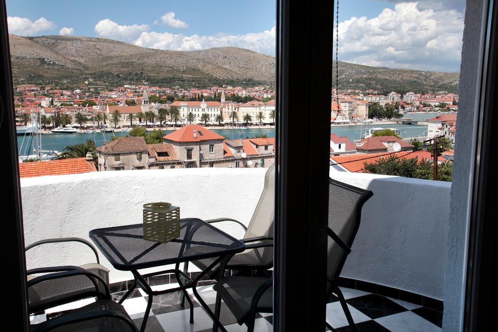 Rooms Carija Trogir Ruang foto