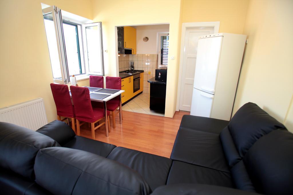 Rooms Carija Trogir Ruang foto