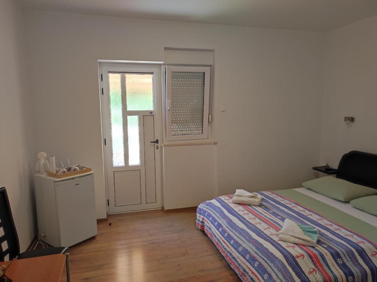 Rooms Carija Trogir Bagian luar foto